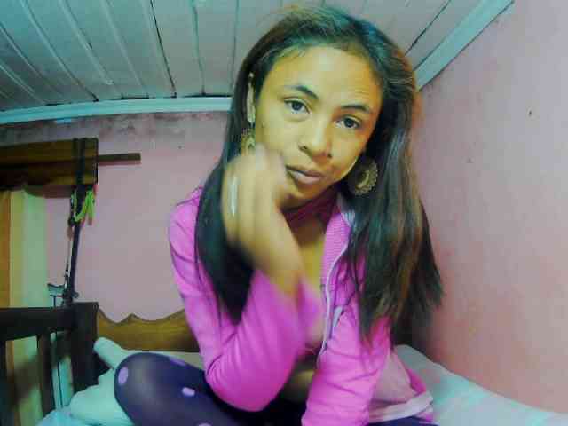 Reinewallashy3 webcam
