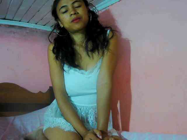 Reinewallashy3 webcam