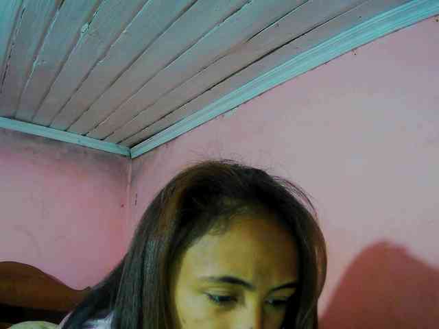 Reinewallashy3 webcam