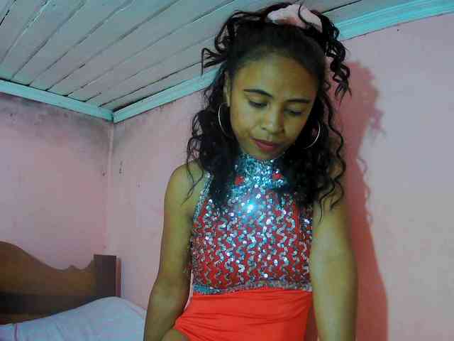 Reinewallashy3 webcam