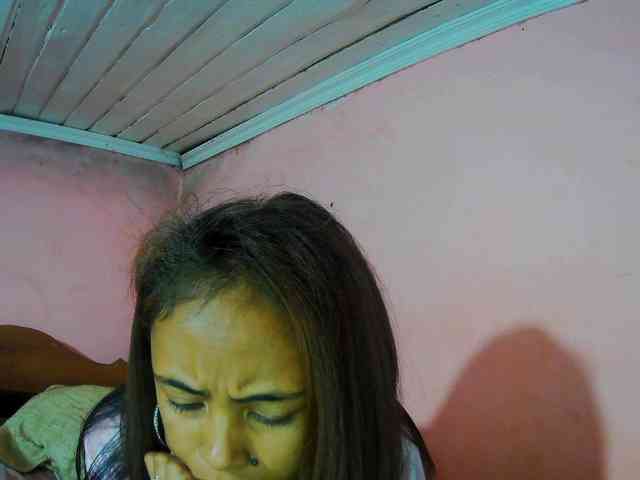 Reinewallashy3 webcam