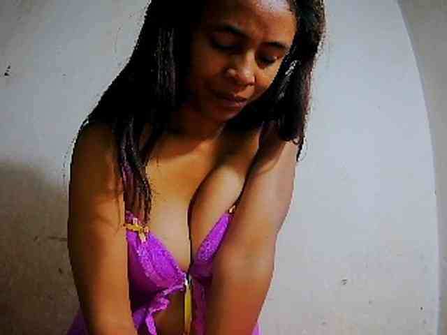 Reinewallashy3 webcam