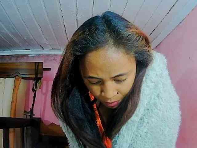 Reinewallashy3 webcam