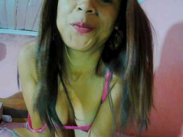 Reinewallashy3 webcam