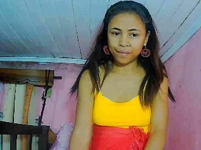 Reinewallashy3 webcam