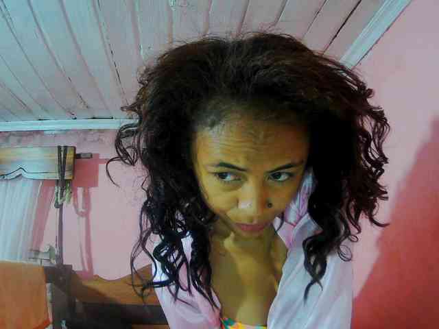 Reinewallashy3 webcam