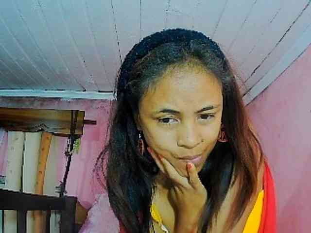 Reinewallashy3 webcam