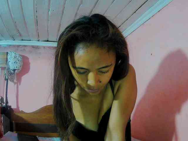 Reinewallashy3 webcam