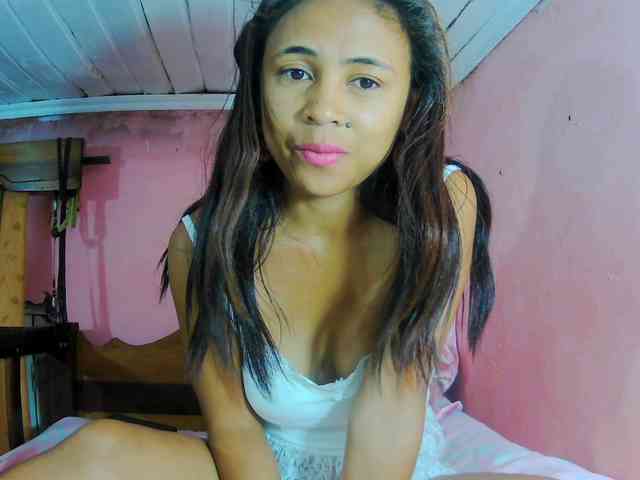 Reinewallashy3 webcam