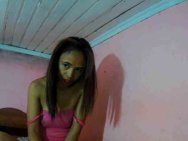 Reinewallashy3 webcam