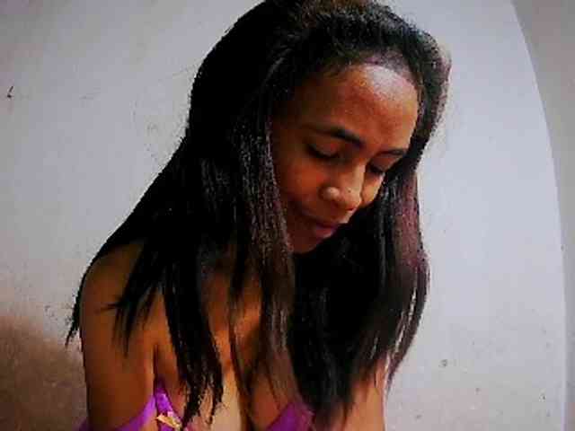 Reinewallashy3 webcam
