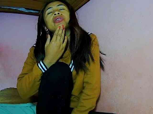 Reinewallashy3 webcam