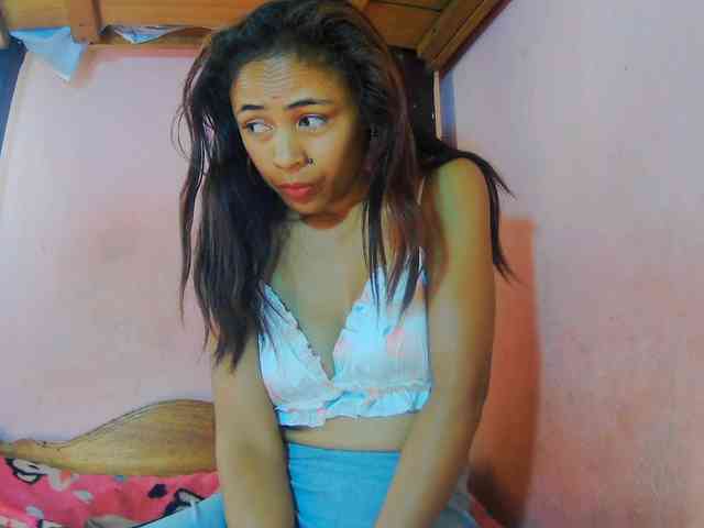 Reinewallashy3 webcam