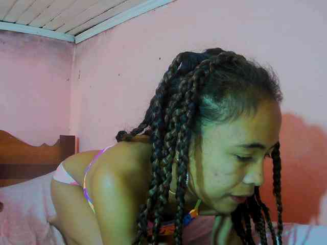 Reinewallashy3 webcam