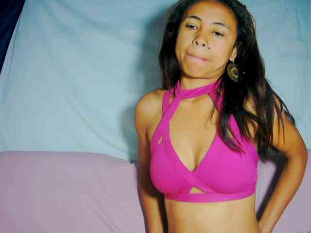 Reinewallashy3 webcam