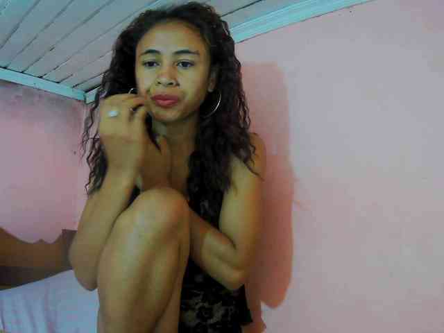 Reinewallashy3 webcam