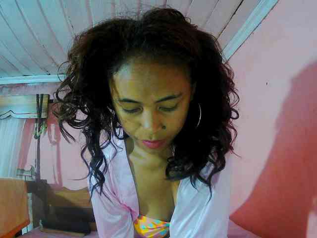 Reinewallashy3 webcam