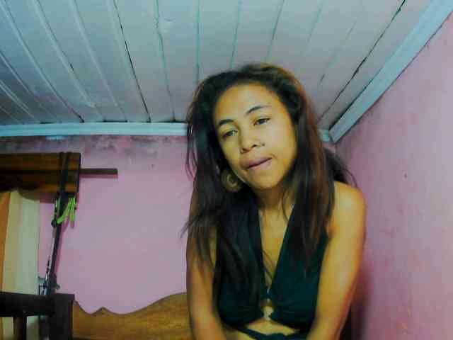 Roxanne03