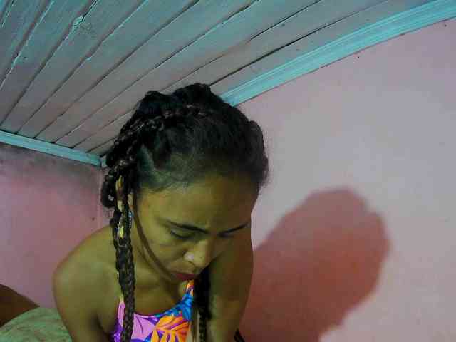 Reinewallashy3 webcam