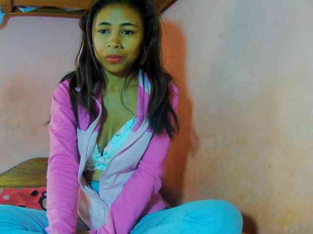 Reinewallashy3 webcam