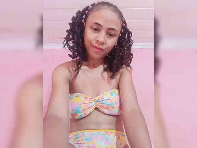 Reinewallashy3 webcam