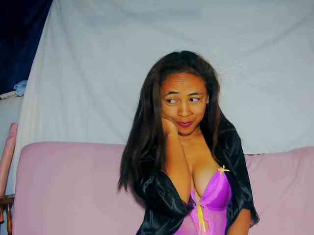 Reinewallashy3 webcam