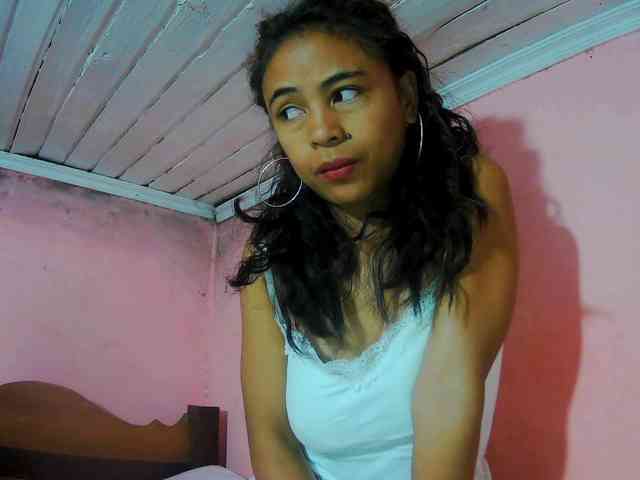 Reinewallashy3 webcam