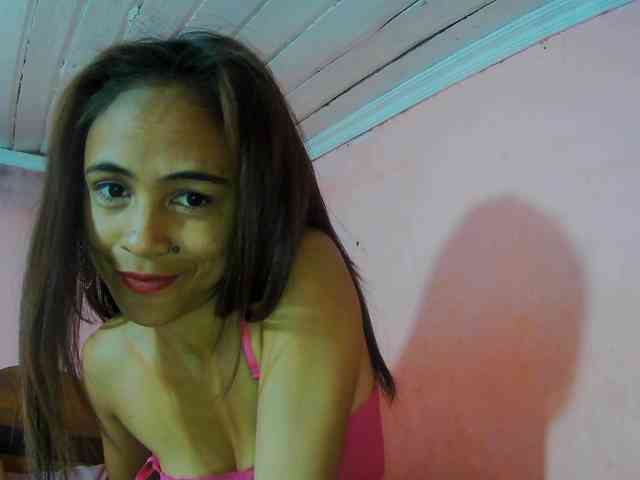 Reinewallashy3 webcam