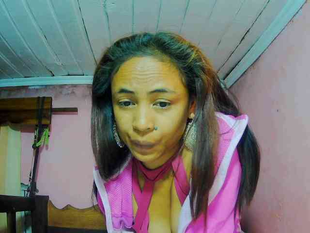Reinewallashy3 webcam