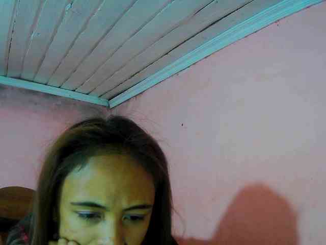 Reinewallashy3 webcam