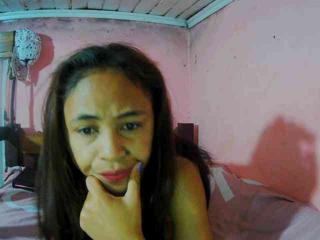 Reinewallashy3 webcam