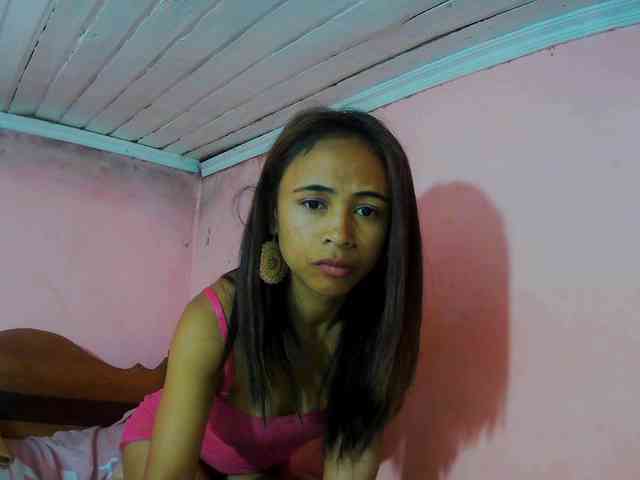 Reinewallashy3 webcam