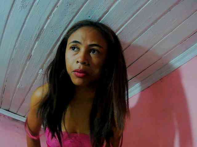 Reinewallashy3 webcam