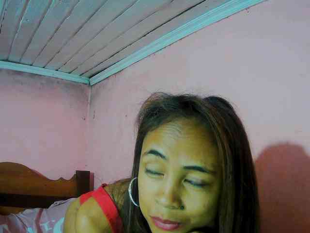 Reinewallashy3 webcam