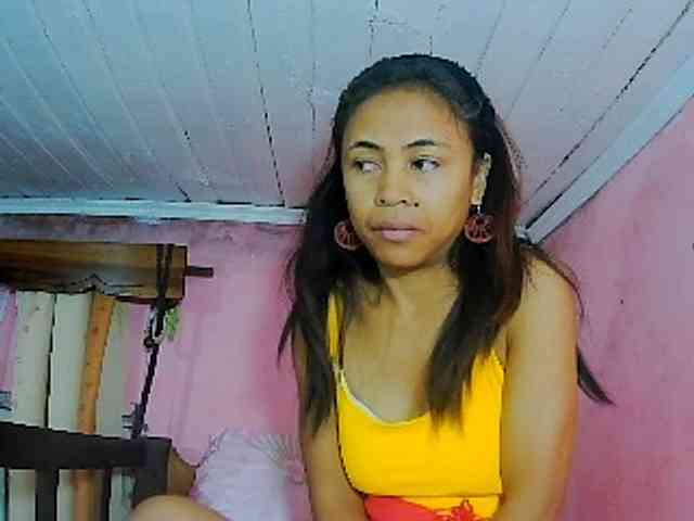 Roxanne03 Roxanne03