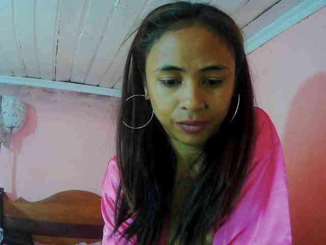 Reinewallashy3 webcam