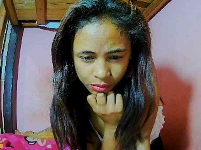Reinewallashy3 webcam
