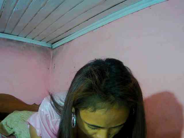 Reinewallashy3 webcam