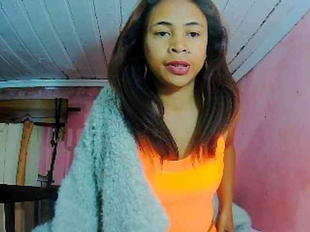 Reinewallashy3 webcam