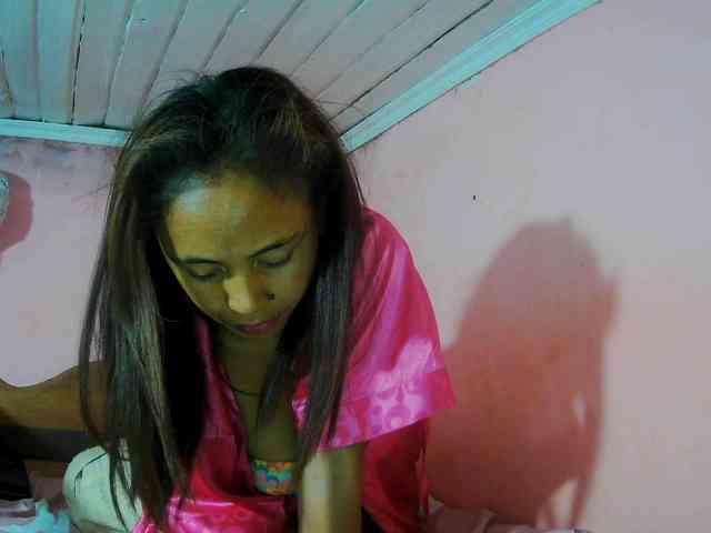 Reinewallashy3 webcam