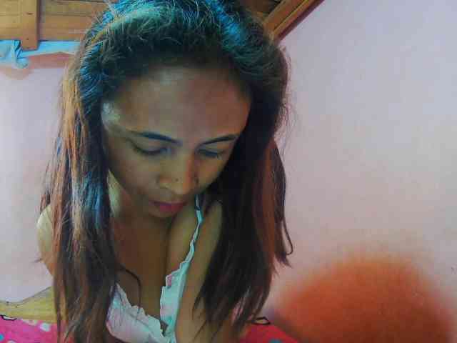 Reinewallashy3 webcam