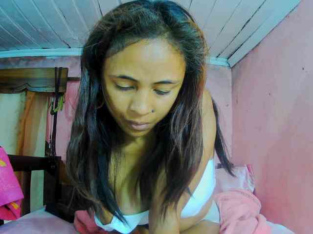 Reinewallashy3 webcam