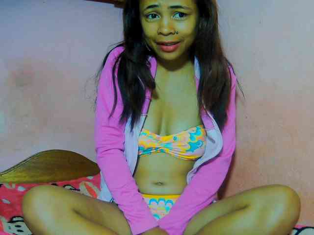 Reinewallashy3 webcam