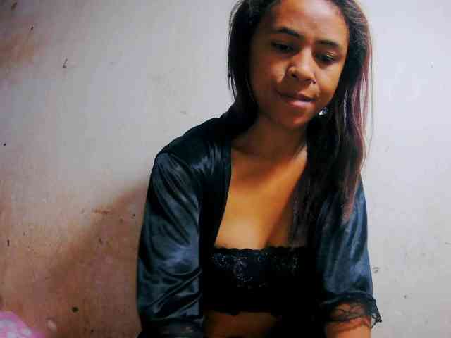 Reinewallashy3 webcam