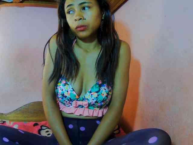 Reinewallashy3 webcam