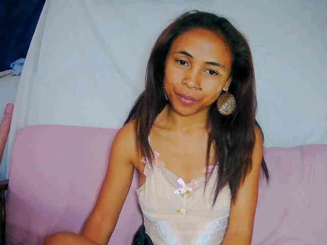 Reinewallashy3 webcam