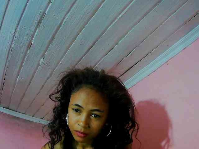 Reinewallashy3 webcam