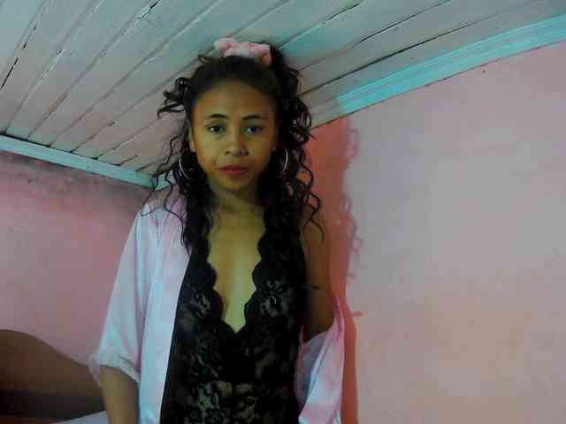 Reinewallashy3 webcam