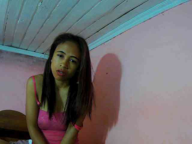 Reinewallashy3 webcam