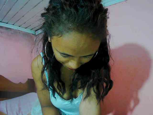 Reinewallashy3 webcam